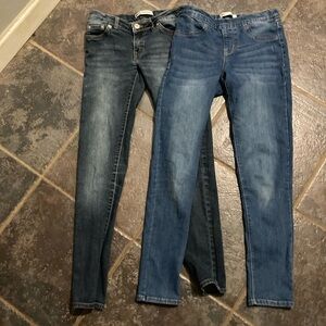 Levi's Girls Skinny Jeans Bundle of Two. Size 12